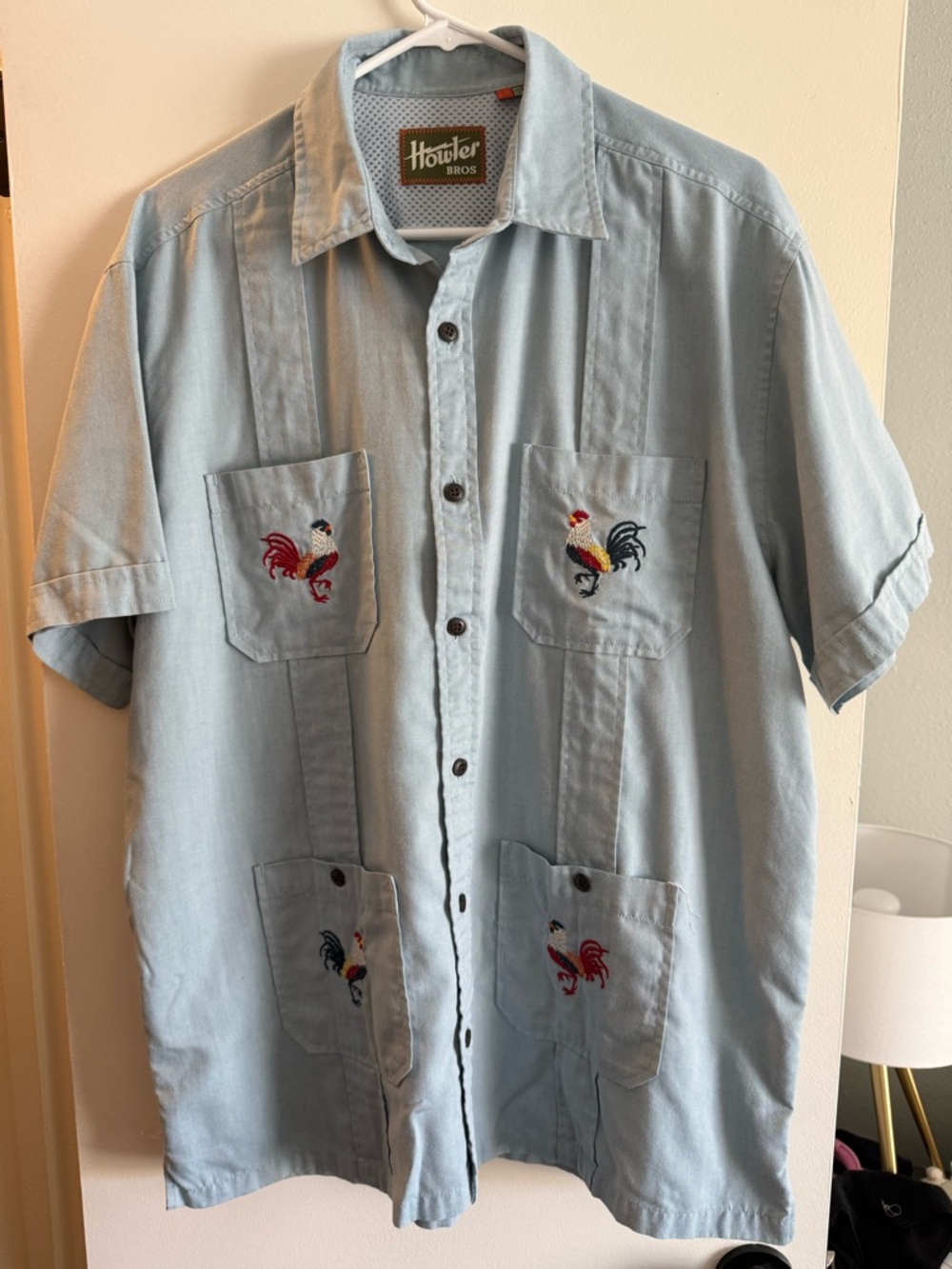 Howler Bros Shirt Mens Large Blue Embroidered Rooster Guayabera Style Camp Shirt